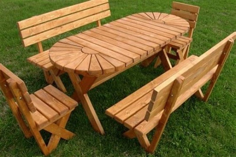 CASETTA IN LEGNO.IT MOBILE DA GIARDINO SET OVALE .TAVOLO-DUE PANCHE-2SEDIE